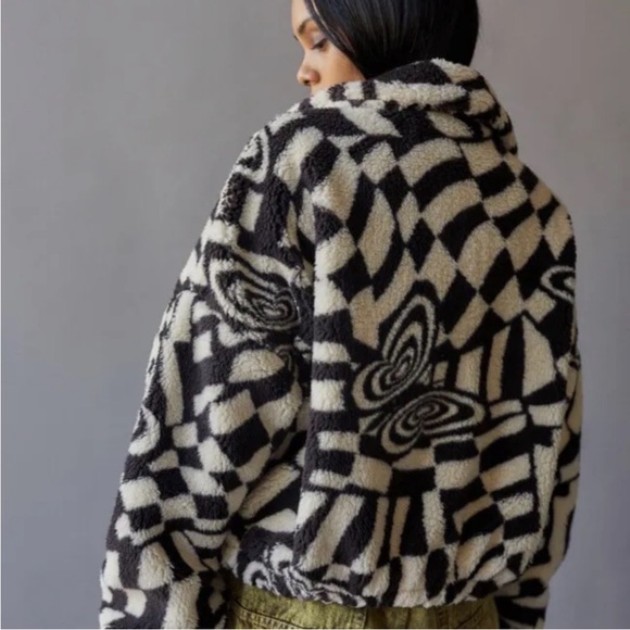 Urban Outfitters Olivia Print Sherpa Jacket - Picture 4 of 10